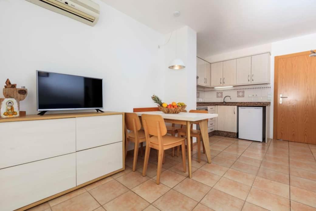 Apartamentos Sa Varadero 3D Vista Mare Laterale Es Pujols Exterior foto